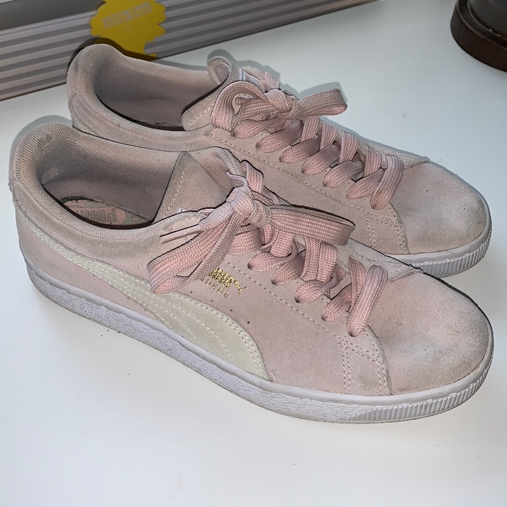 Puma Classic pink suede casual sneakers